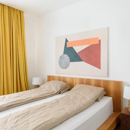 Apartment Tim 3 *